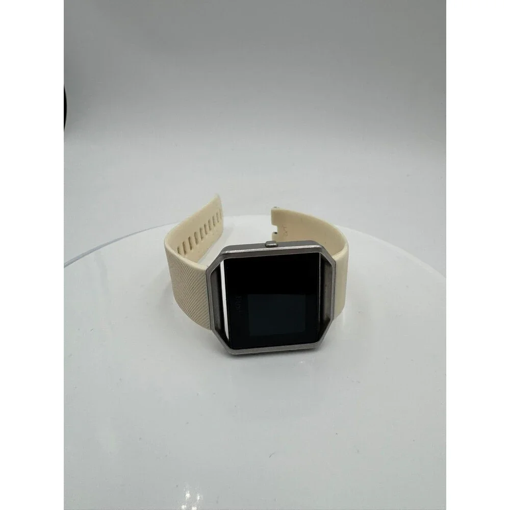 Fitbit Blaze Smart Fitness Watch Silver Case White Band Tested